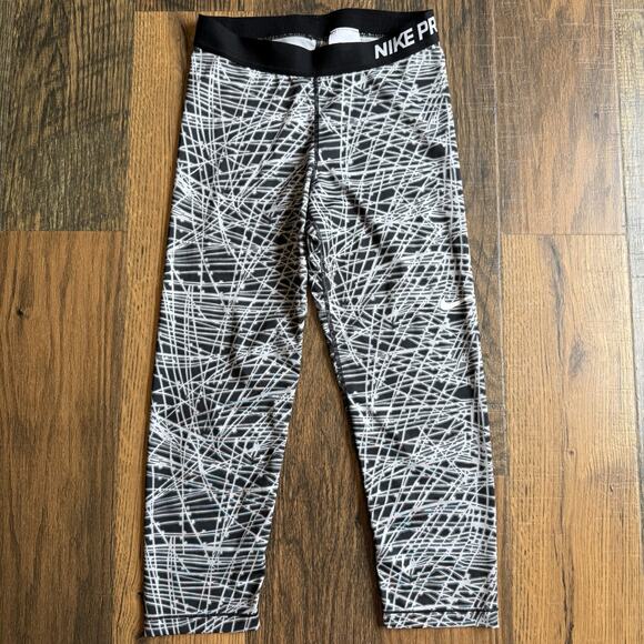 Nike Pro Dri-FIT Cropped Leggings Women’s M Black White Abstract Print Pants - Picture 1 of 5